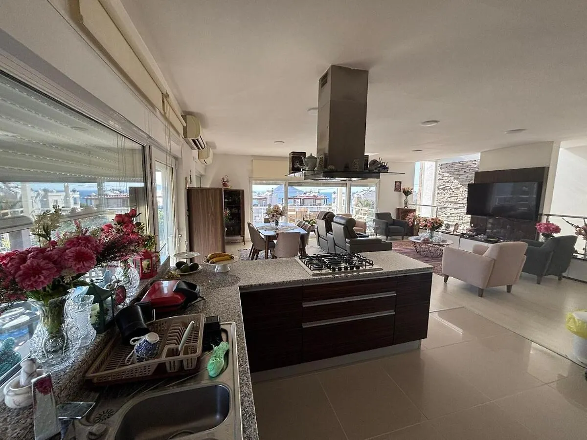 2-Storey Villa With Pool In Bodrum