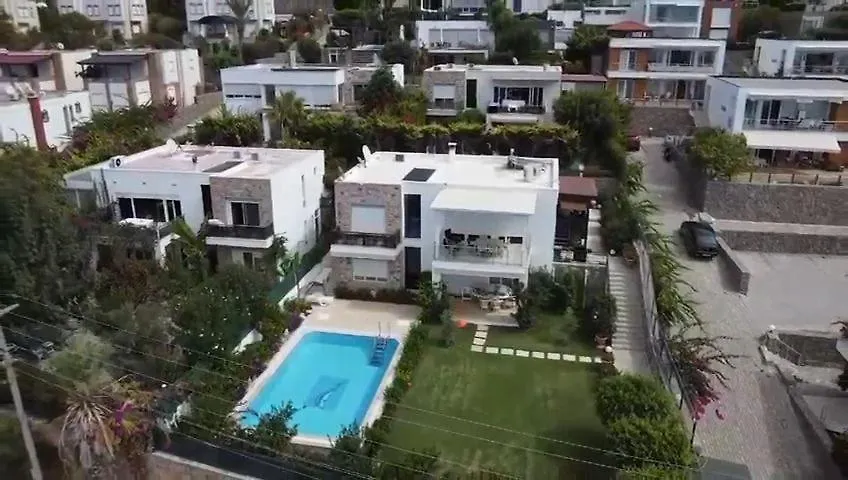 2-Storey Villa With Pool In Bodrum